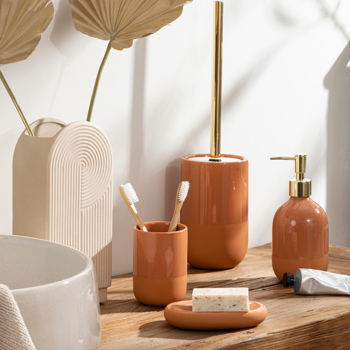 Bathroom Bathroom Accessories Stoneware Pillow Talk